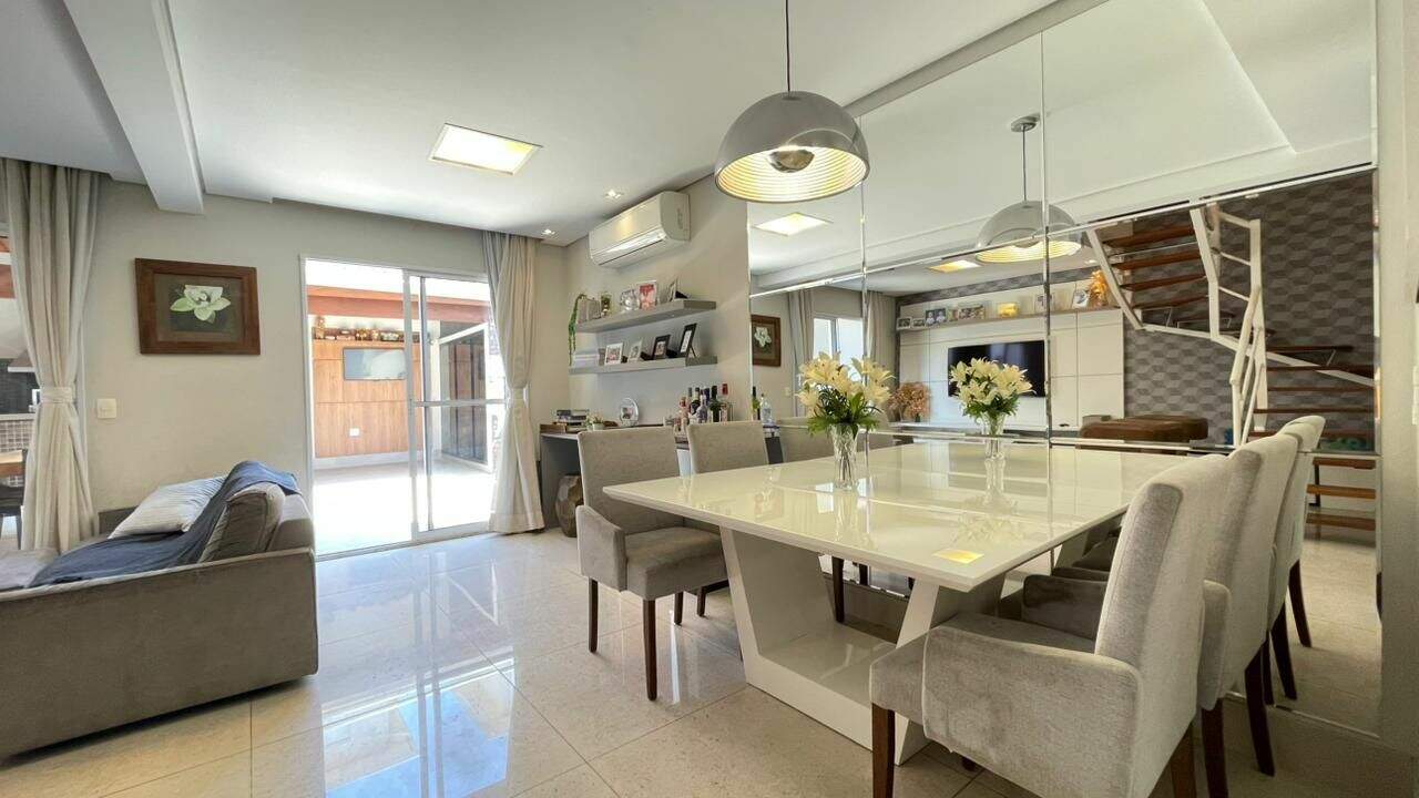 Casa à venda no Pleno Novo Engordadouro: 