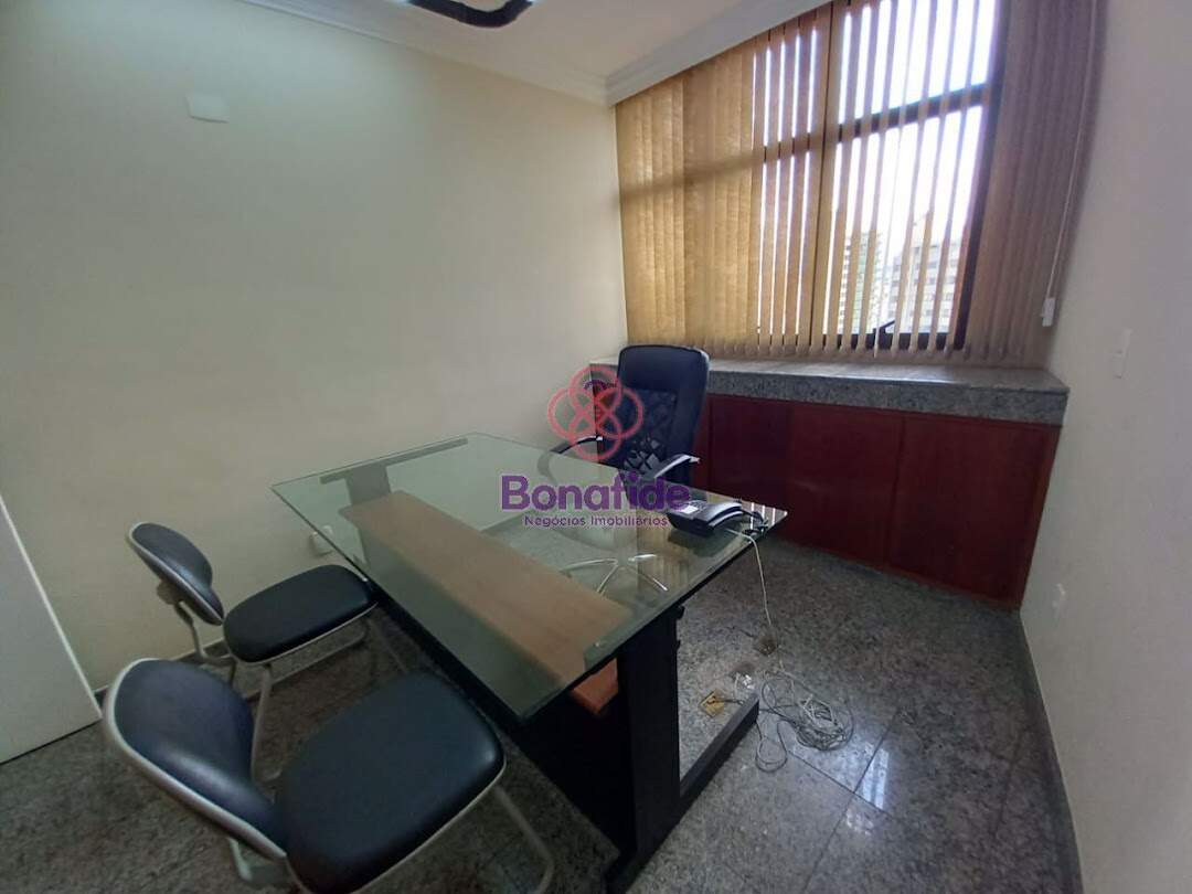 Sala para aluguel no Centro: 