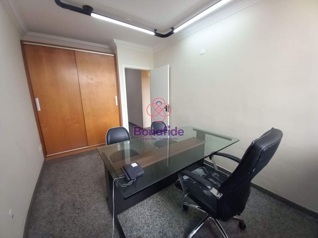 Sala para aluguel no Centro: 