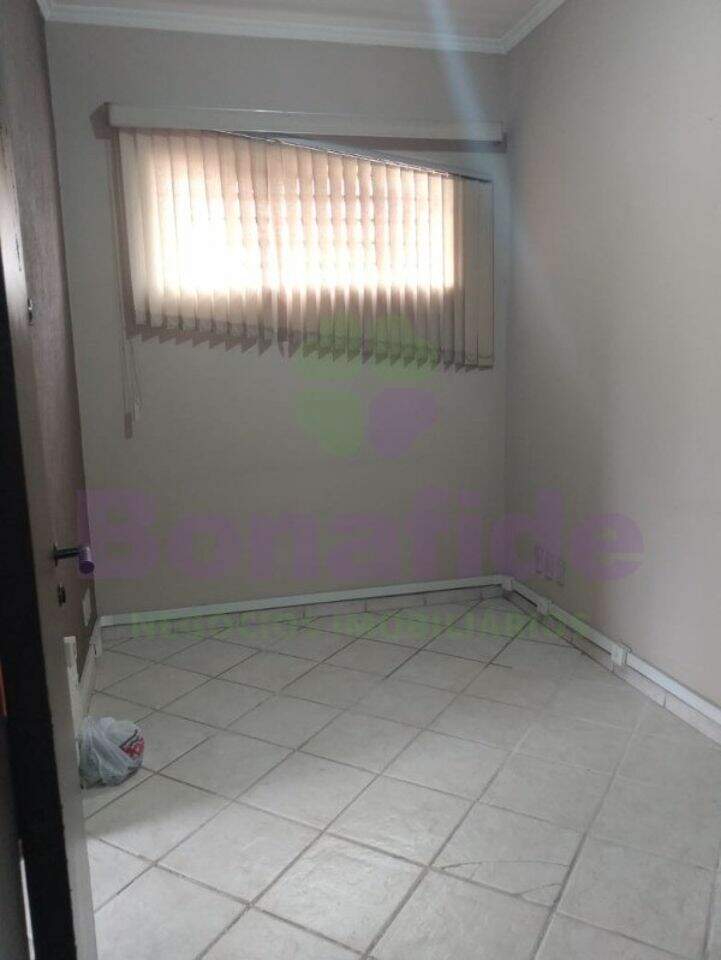 Sala para aluguel no Centro: 