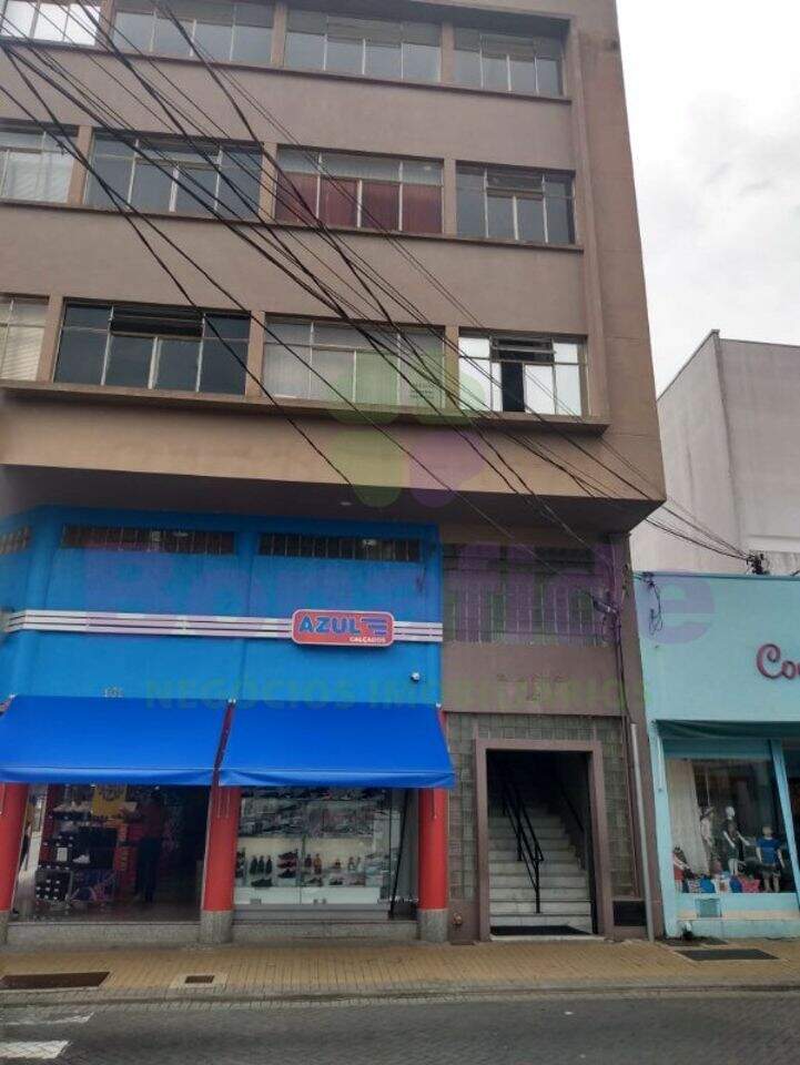 Sala para aluguel no Centro: 