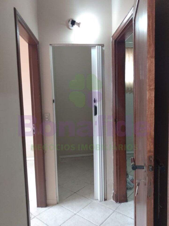 Sala para aluguel no Centro: 