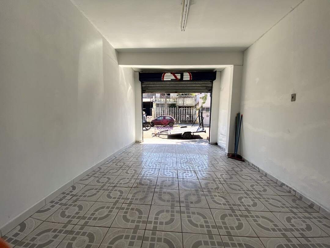 Salão para aluguel no Vila Vianelo: 