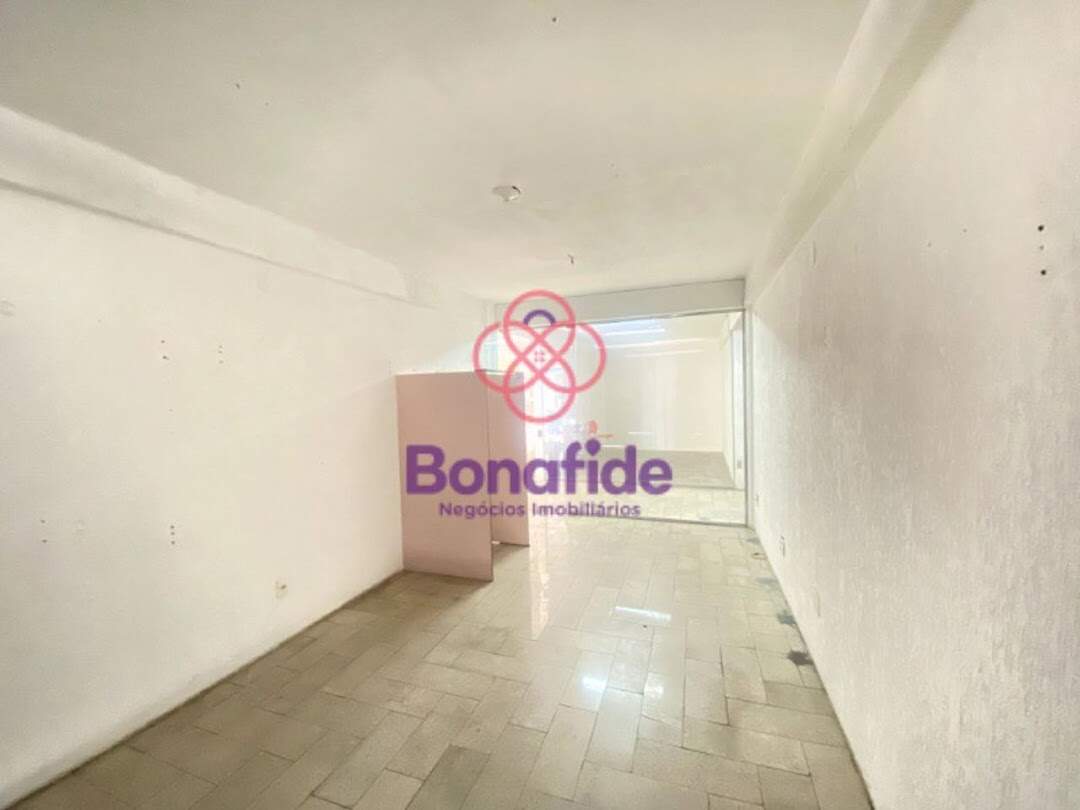 Sala para aluguel no Centro: 