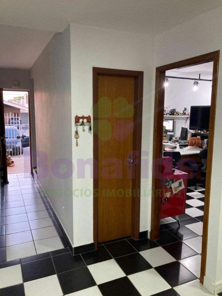 Casa à venda no Loteamento Reserva Ermida: 