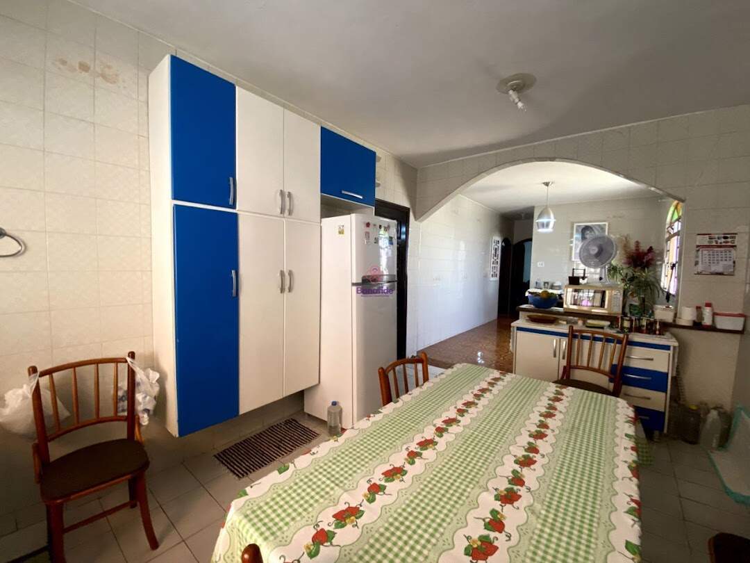 Casa à venda no Jardim Pacaembu: 