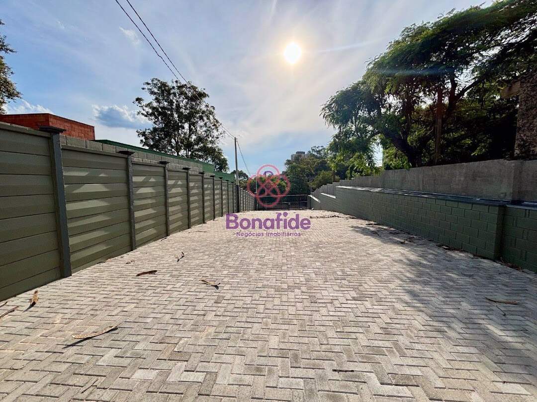 Galpão para aluguel no Medeiros: 