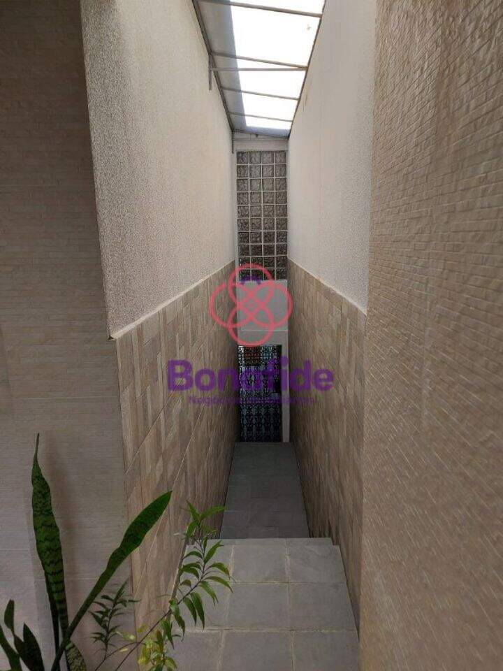 Casa para aluguel no Centro: 