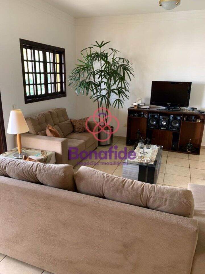 Casa para aluguel no Glebas: 