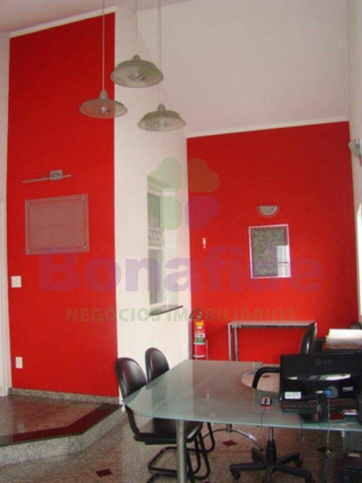 Casa para aluguel no Centro: 