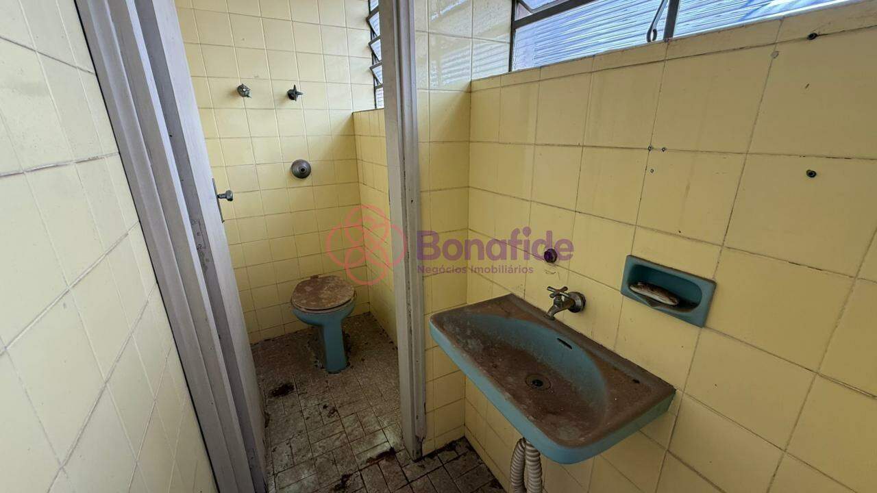 Sala para aluguel no Centro: 