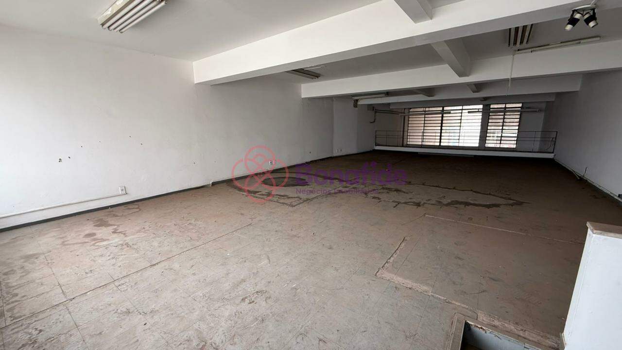 Sala para aluguel no Centro: 