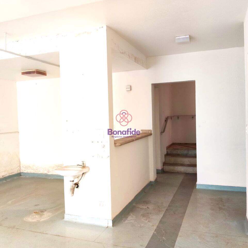 Sala para aluguel no Centro: 