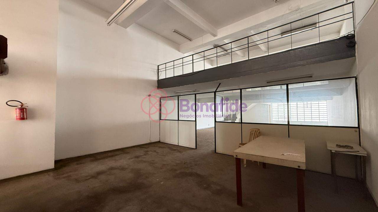 Sala para aluguel no Centro: 