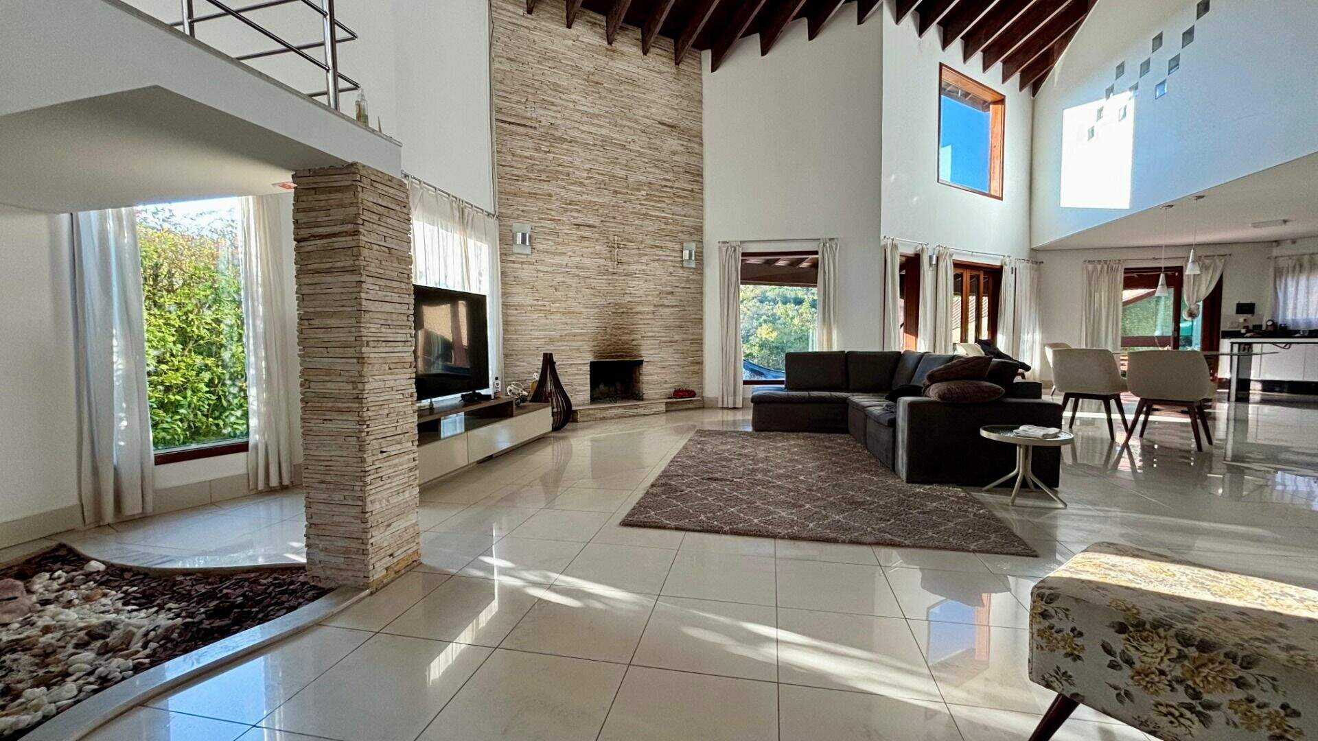 Casa para aluguel no Jardim do Ribeirão II: 