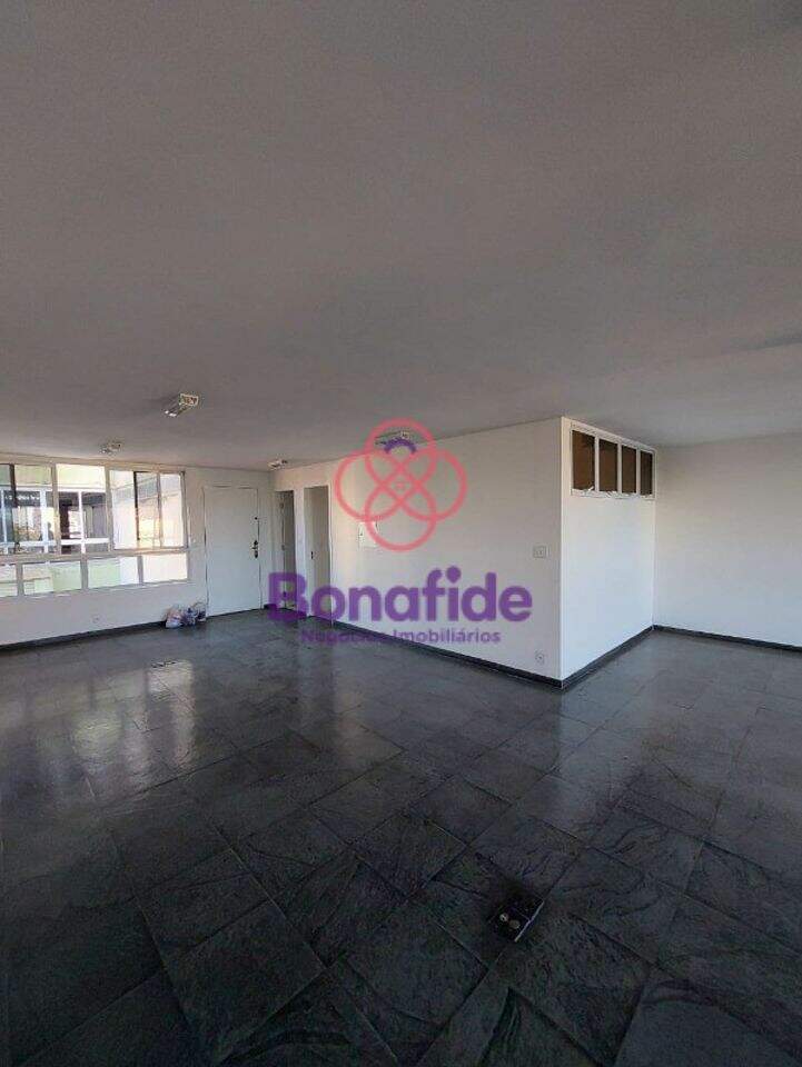 Sala para aluguel no Centro: 