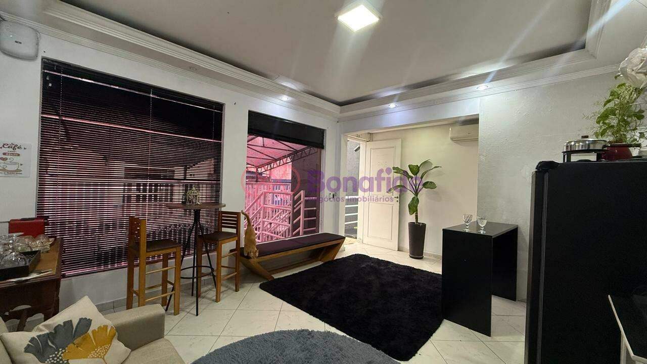 Salão para aluguel no Vila Vianelo: 