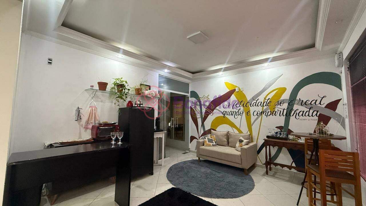 Salão para aluguel no Vila Vianelo: 