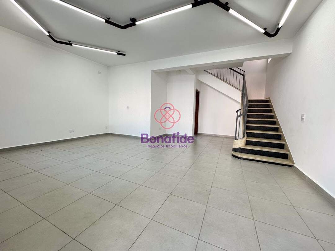 Casa para aluguel no Centro: 