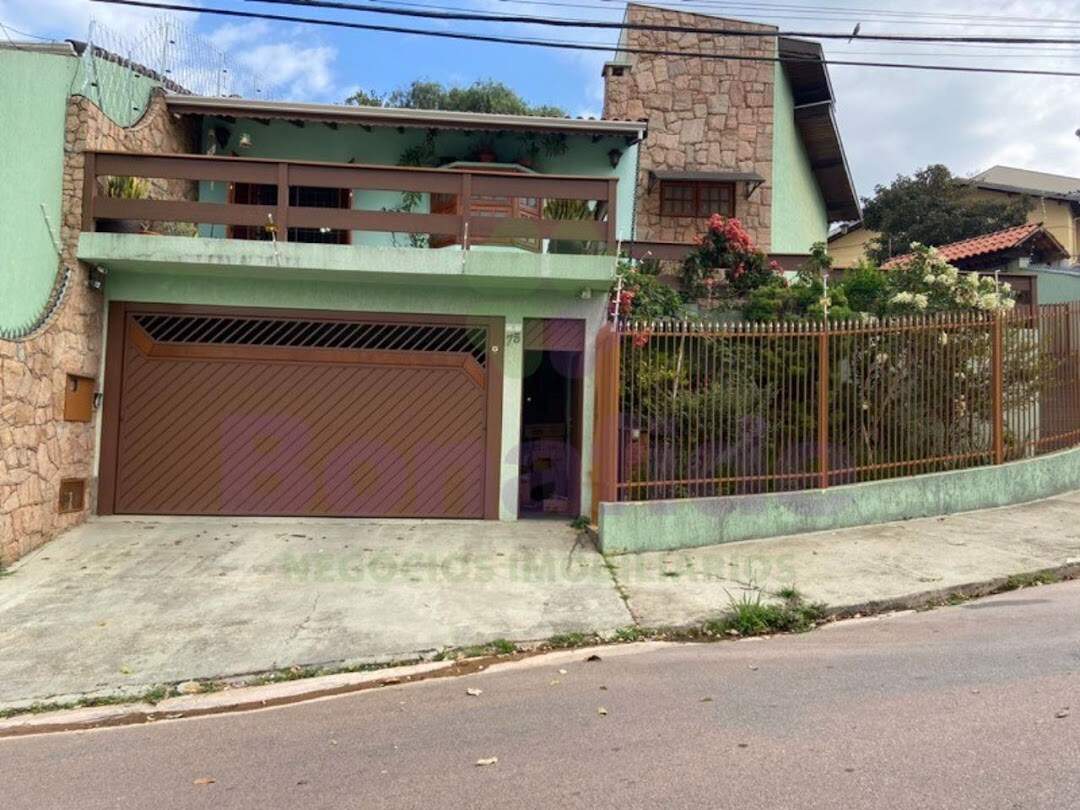 Casa à venda no Vila Galvão: 