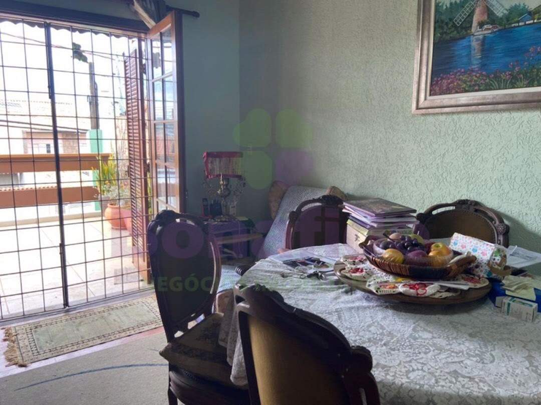 Casa à venda no Vila Galvão: 