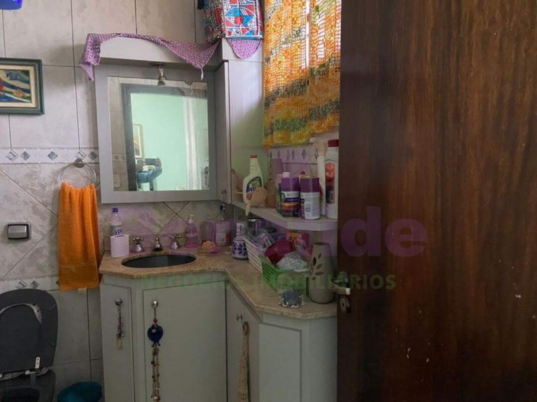 Casa à venda no Vila Galvão: 