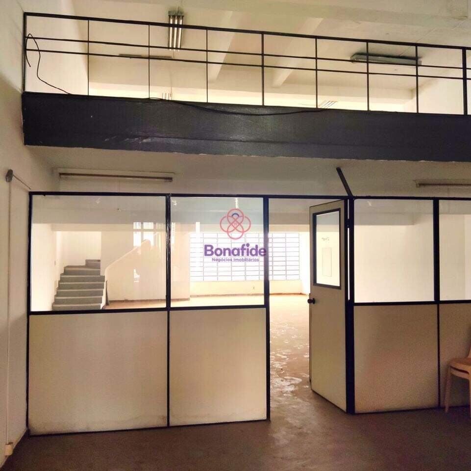 Salão para aluguel no Centro: 