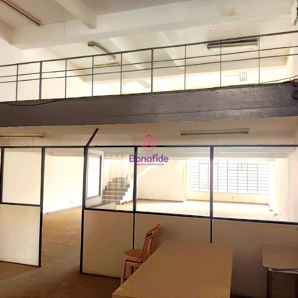 Salão para aluguel no Centro: 