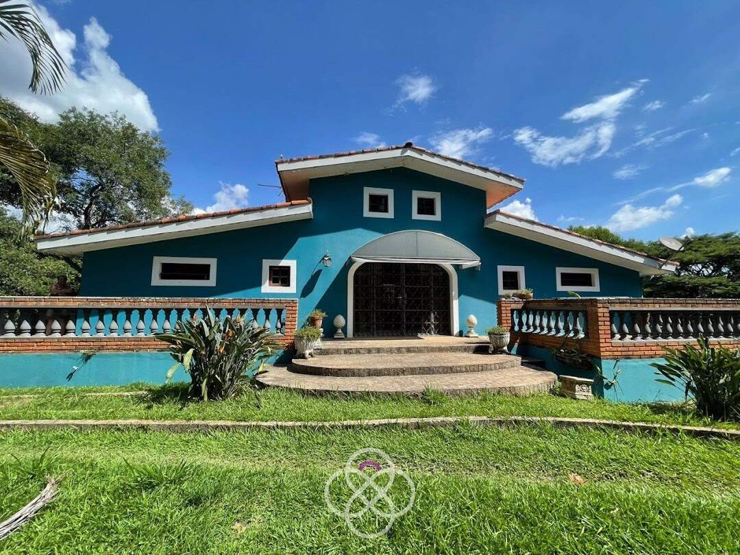 Chácara para aluguel no Bosque dos Pinheirinhos: 