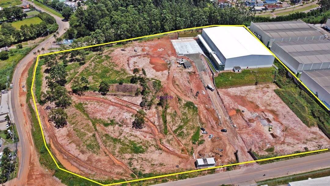 Galpão para aluguel no Morro Alto: 