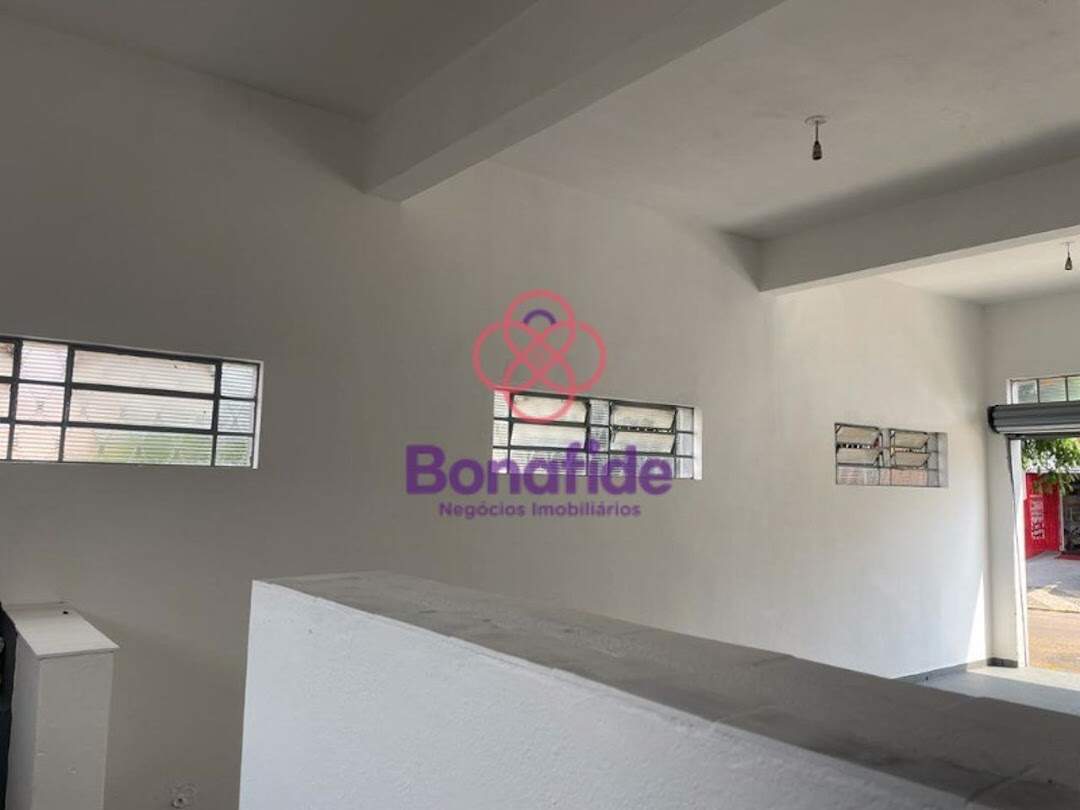 Salão para aluguel no Vila Tavares: 