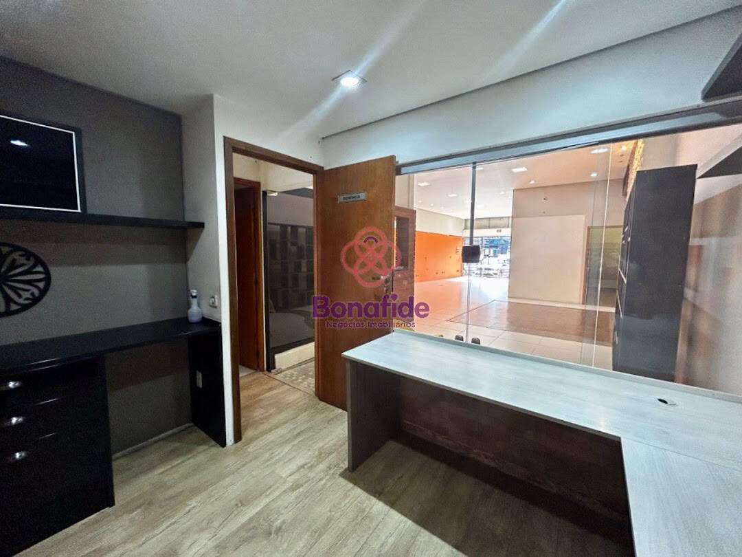 Salão para aluguel no Vila Vianelo: 