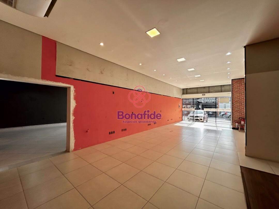 Salão para aluguel no Vila Vianelo: 