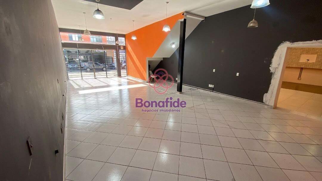 Salão para aluguel no Vila Vianelo: 