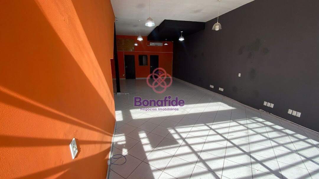 Salão para aluguel no Vila Vianelo: 