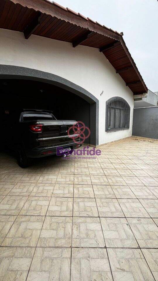 Casa para aluguel no Jardim Messina: 