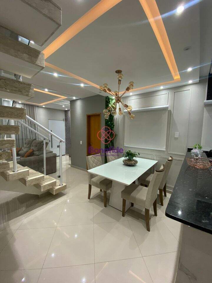 Casa à venda no Jardim Marambaia II: 