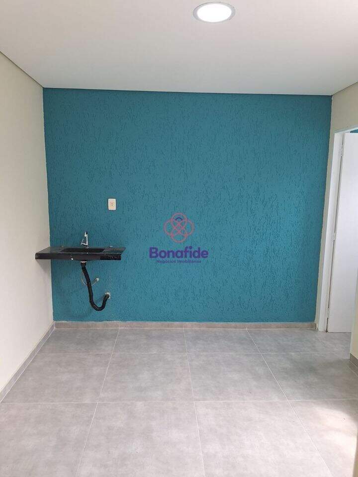 Sala para aluguel no Vila Santa Terezinha: 