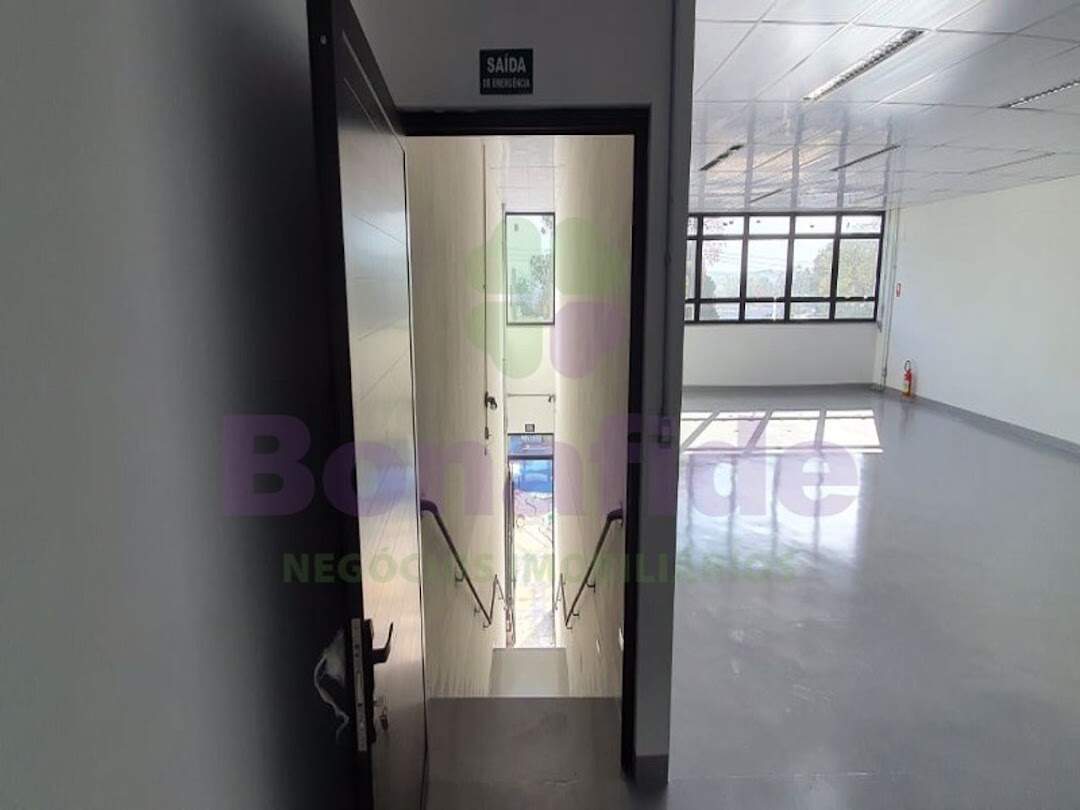 Salão para aluguel no Vila Nova Esperia: 