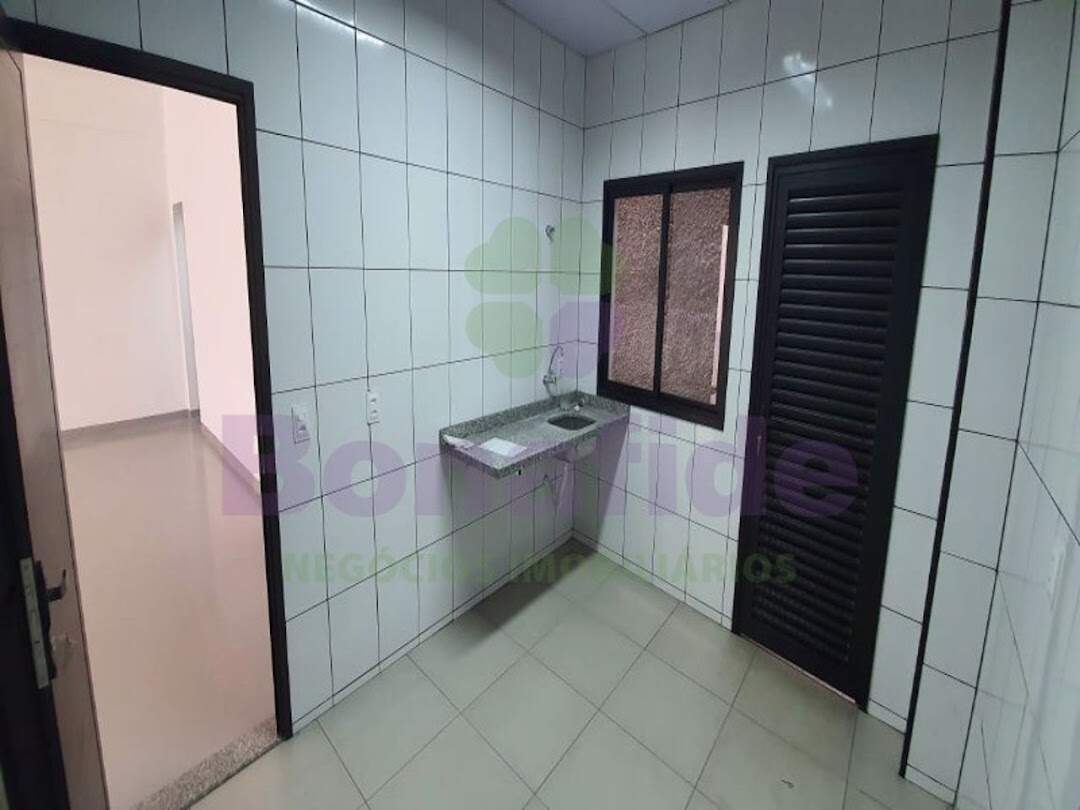 Salão para aluguel no Vila Nova Esperia: 