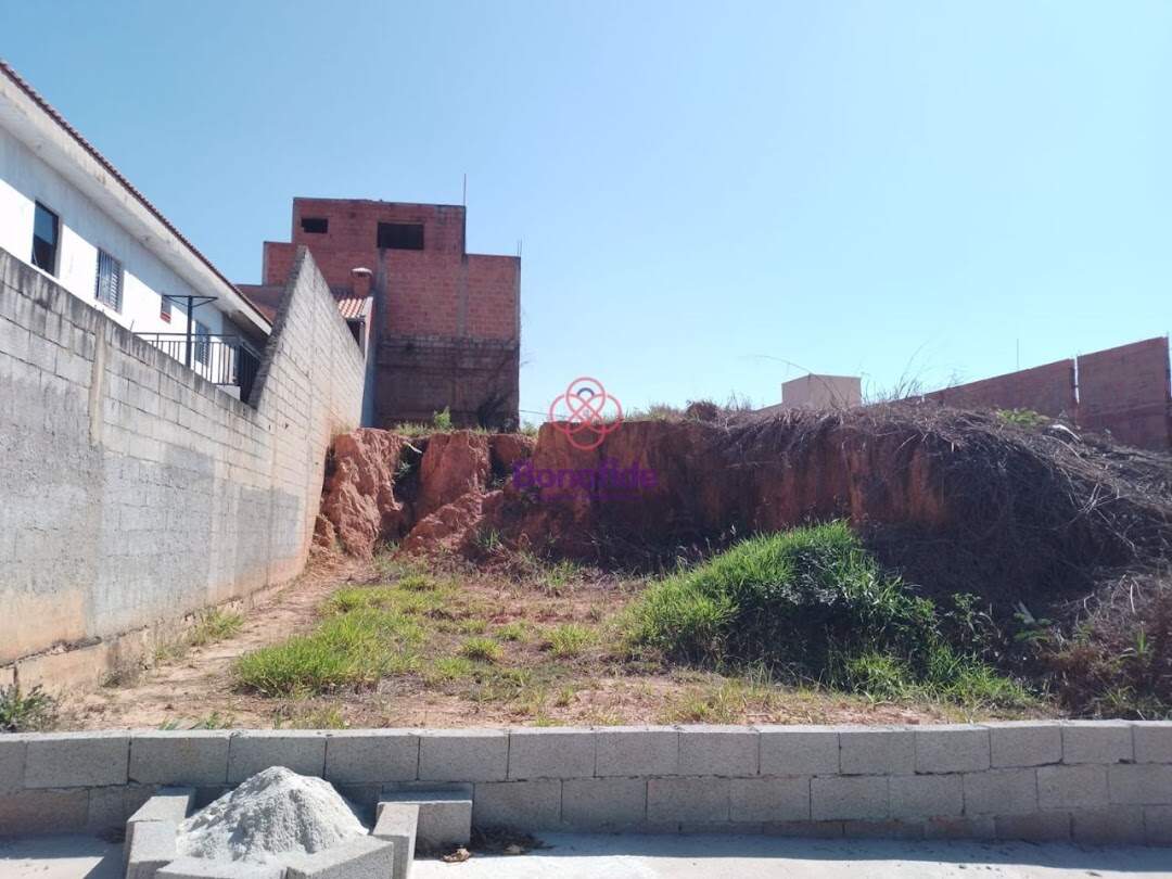 Terreno à venda no Jardim Brasil: 