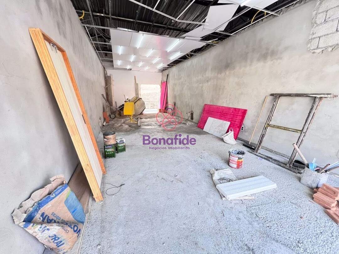 Salão para aluguel no Vila Tavares: 