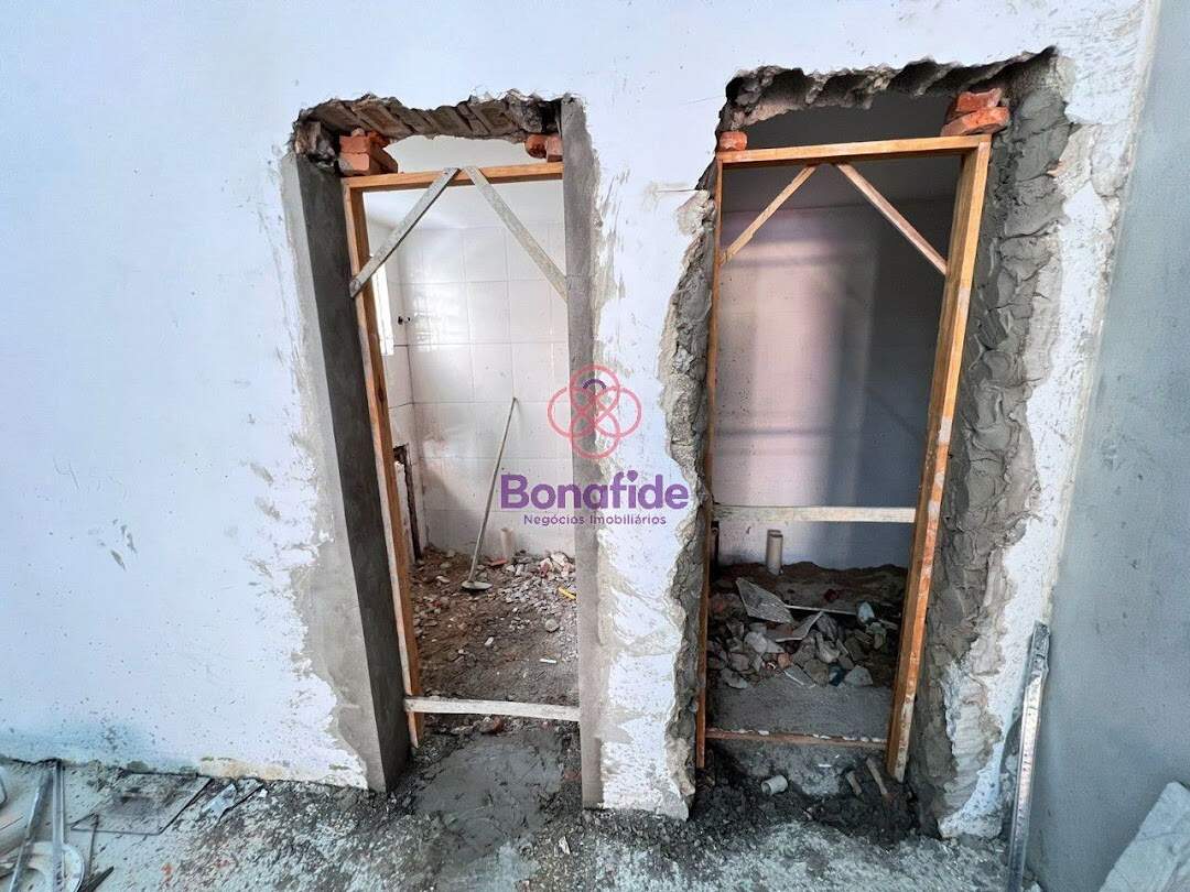 Salão para aluguel no Vila Tavares: 