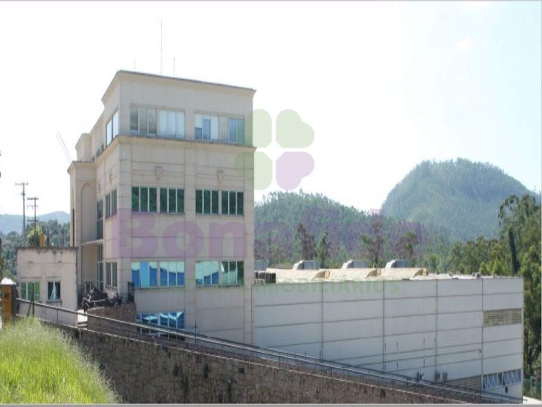 Galpão para aluguel no Empresarial Anhanguera: 