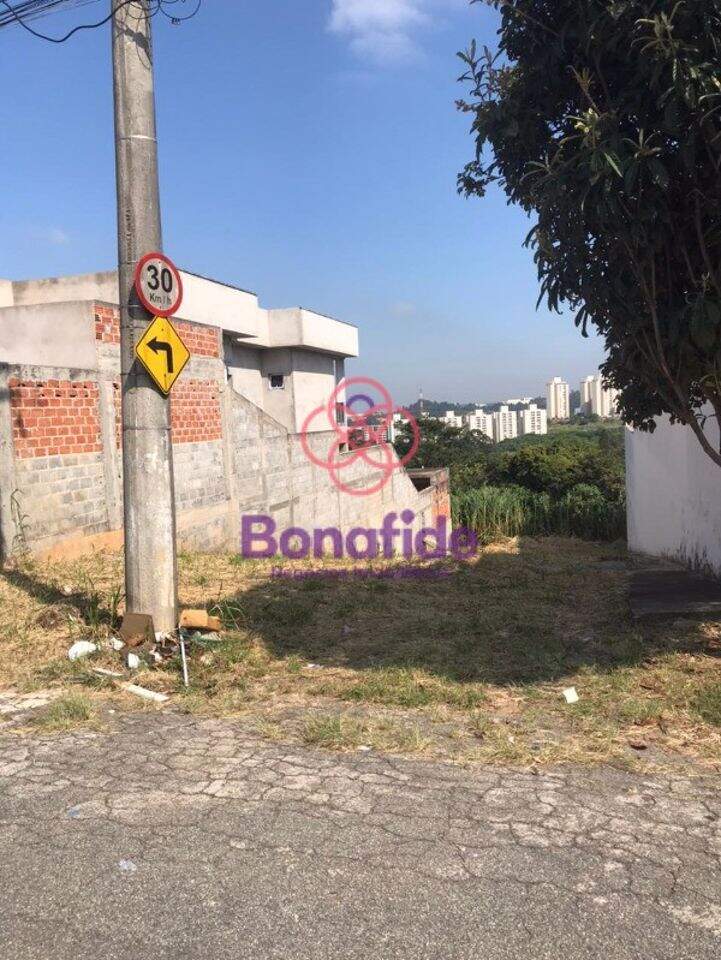 Terreno à venda no Jardim Torres São José: 