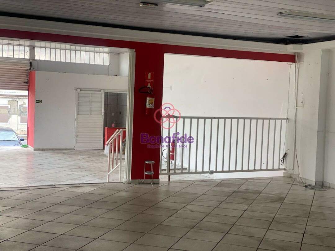 Salão para aluguel no Ponte de São João: 