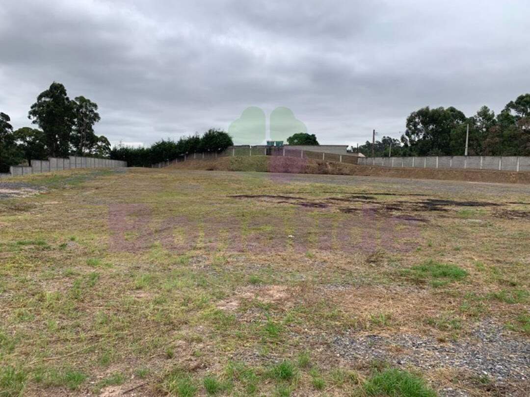 Área para aluguel no Jardim das Colinas: 