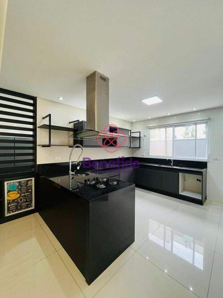 Casa para aluguel no Medeiros: 