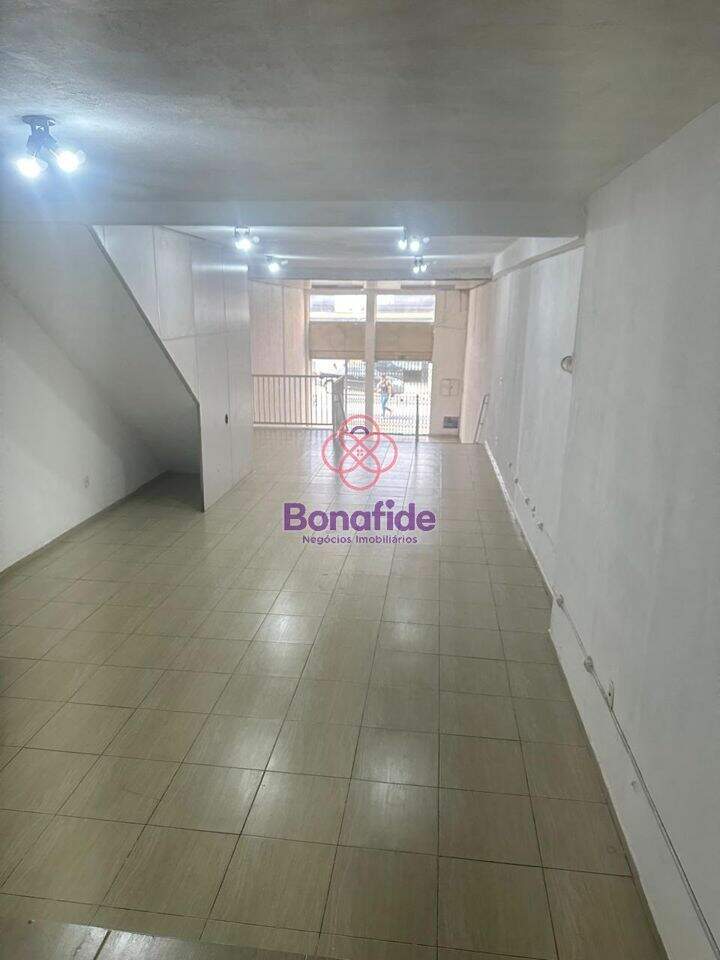 Salão para aluguel no Centro: 