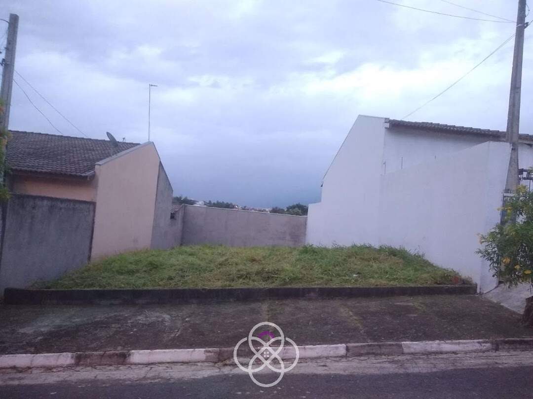 Terreno à venda no Residencial Girassol: 